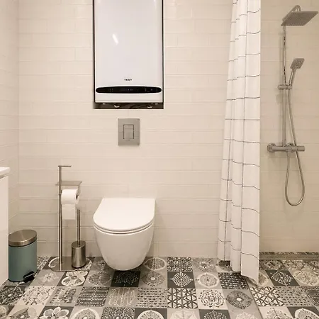 Park 1br W/yard & Heated Mineral Pool