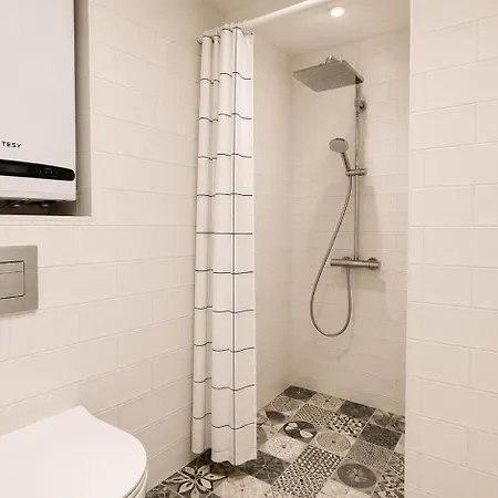 Park 1br W/yard & Heated Mineral Pool *